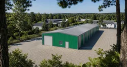 Hala BSE G1/4MW — widok z elewacji, otoczenie leśne Hala BSE G1/4MW — widok z elewacji, otoczenie leśne